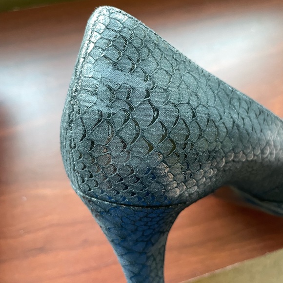 Black snake Naturalizer heels 9W - Picture 12 of 12